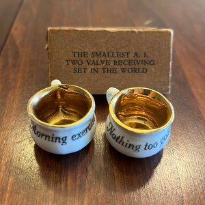 The smallest A. 1. Two valve receiving set in the world